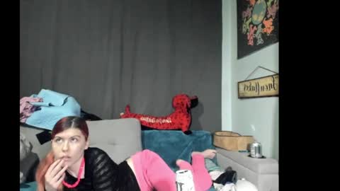 roxihazeleyes online show from 09/26/25, 01:26