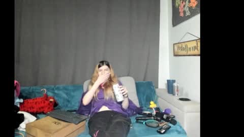 roxihazeleyes online show from 01/07/26, 11:45