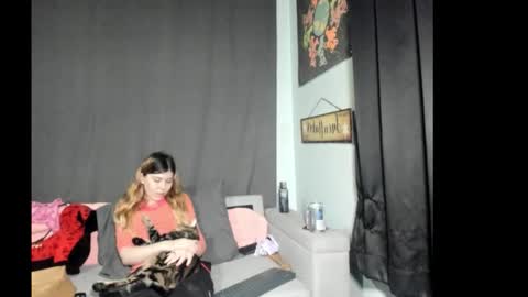 roxihazeleyes online show from 02/05/26, 04:28