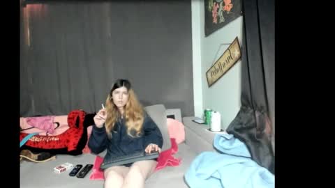 roxihazeleyes online show from 02/16/26, 10:39