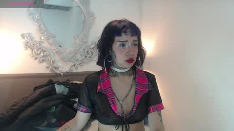 roxan online show from 04/15/26, 06:48