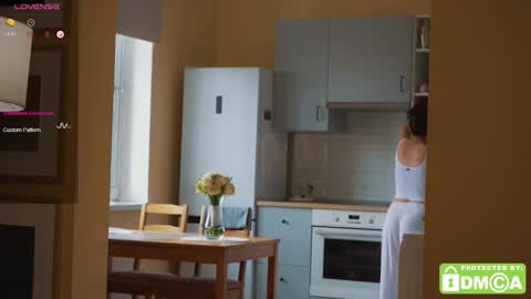 Snapshot of roxxxete chatting on 09/29/25, 07:35 roxxxete online show from 09/29/25, 07:35