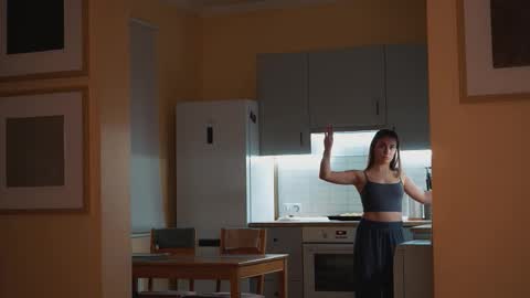 Snapshot of roxxxete chatting on 11/02/25, 03:36 roxxxete online show from 11/02/25, 03:36