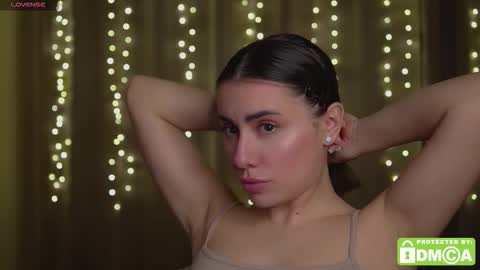 Snapshot of roxxxete chatting on 11/10/25, 07:02 roxxxete online show from 11/10/25, 07:02