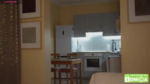 Snapshot of roxxxete chatting on 11/11/25, 04:18 roxxxete online show from 11/11/25, 04:18