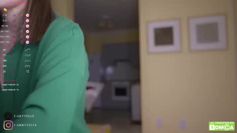 Snapshot of roxxxete chatting on 11/29/25, 04:32 roxxxete online show from 11/29/25, 04:32