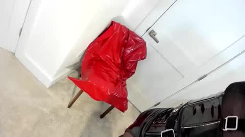 Roxy online show from 04/02/26, 03:42