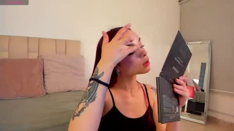 Roxxy online show from 03/11/25, 09:37