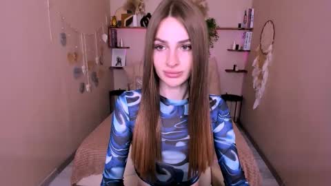 Snapshot of roxy_kisss chatting on 02/03/26, 08:30 Roxy online show from 02/03/26, 08:30