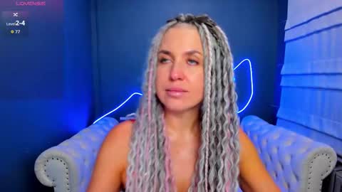 Roxy online show from 03/26/26, 01:11