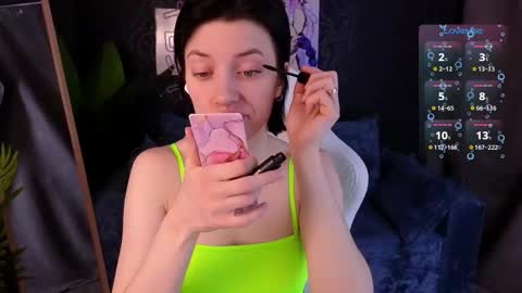 roxy_riot_ online show from 02/04/26, 01:33