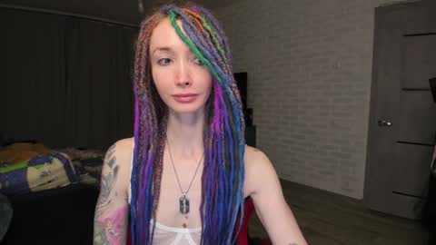 Snapshot of roxy_silver chatting on 01/28/25, 01:08 Roxy online show from 01/28/25, 01:08