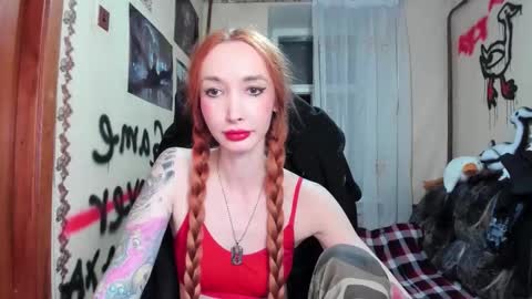 Snapshot of roxy_silver chatting on 09/16/25, 08:54 Roxy online show from 09/16/25, 08:54