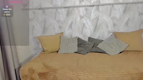 Snapshot of roxy_sunny chatting on 01/24/25, 01:03 Roxy GMT2 Mon 10 AM - 4 PMTue 10 AM - 4 PM Wed 10 AM - 4 PM Sat 10 AM - 4 PM Sun 10 AM - 4 PM. online show from 01/24/25, 01:03