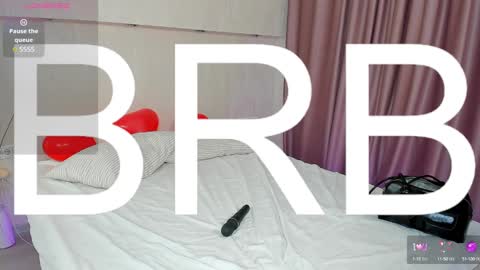 Snapshot of roxy_sunny chatting on 02/19/25, 11:17 Roxy GMT2 Mon 10 AM - 4 PMTue 10 AM - 4 PM Wed 10 AM - 4 PM Sat 10 AM - 4 PM Sun 10 AM - 4 PM. online show from 02/19/25, 11:17