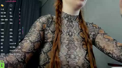 Snapshot of roxy_sunny chatting on 10/14/25, 09:21 Roxy GMT2 Mon 10 AM - 4 PMTue 10 AM - 4 PM Wed 10 AM - 4 PM Sat 10 AM - 4 PM Sun 10 AM - 4 PM. online show from 10/14/25, 09:21