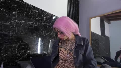 Roxy Sweett1 online show from 04/11/26, 04:28