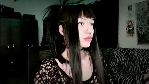 Roxy Independient model Help me to reach 50 thumbs up online show from 02/28/26, 01:17