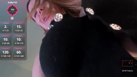 Roxy follow me online show from 03/19/26, 01:37