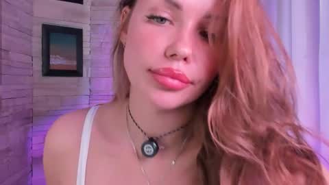 Roxy follow me online show from 06/28/26, 12:44