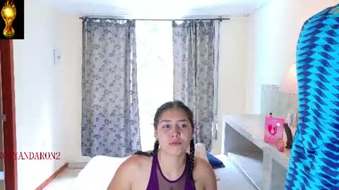 Snapshot of roxyandaron2 chatting on 06/20/26, 07:38 RoxyAron online show from 06/20/26, 07:38