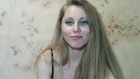 roxyfox18x01 online show from 04/27/26, 07:34