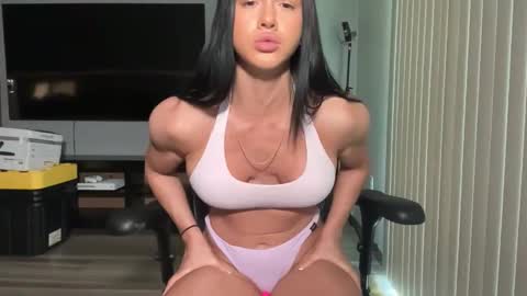 roxyheartley online show from 05/20/26, 08:37
