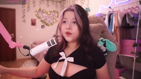 roxysuh online show from 12/05/25, 07:39