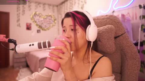 roxysuh online show from 05/31/26, 07:37