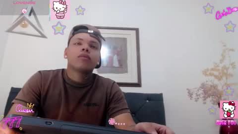 royal_xx online show from 03/18/26, 08:34