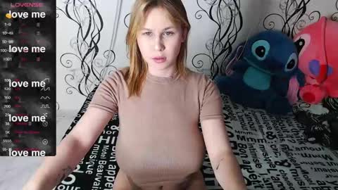 angela online show from 11/02/25, 06:05