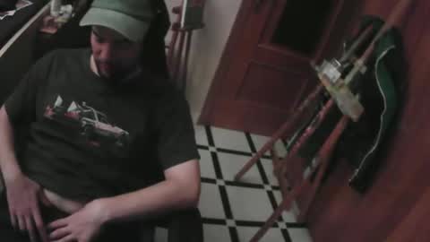 royer04 online show from 09/15/25, 02:22