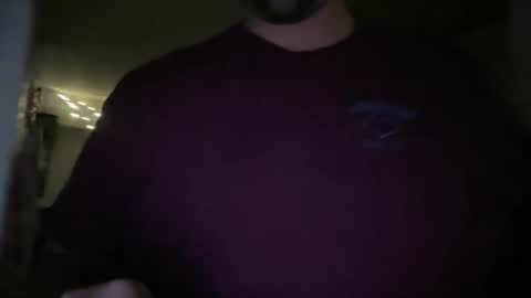 Snapshot of roythegil chatting on 11/30/25, 02:48 roythegil online show from 11/30/25, 02:48