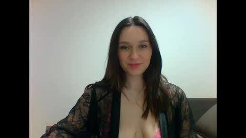 Roza05x online show from 03/13/26, 12:01