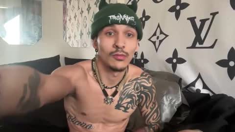 rozaeix online show from 04/26/26, 06:49