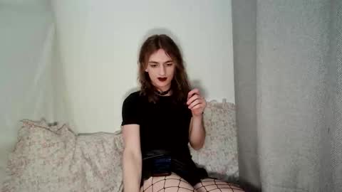 Rose  online show from 03/17/26, 08:34