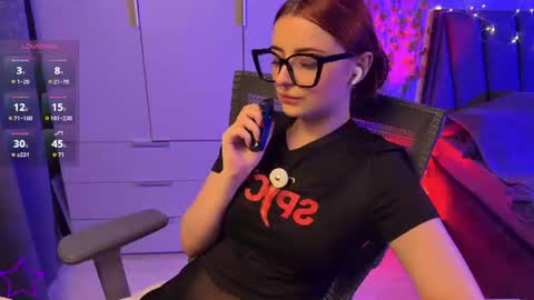 Snapshot of rozierose chatting on 06/27/26, 09:31 Rose online show from 06/27/26, 09:31