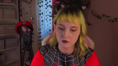 Roziett online show from 03/06/26, 09:06