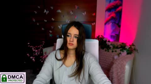 Snapshot of rozmary_ket chatting on 12/09/24, 06:25 Im Rozmary nice to meet you 3 online show from 12/09/24, 06:25