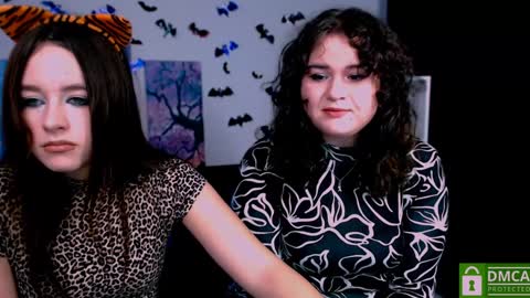 Snapshot of rozmary_ket chatting on 12/17/24, 11:06 Im Rozmary nice to meet you 3 online show from 12/17/24, 11:06