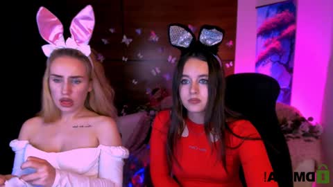 Snapshot of rozmary_ket chatting on 12/21/24, 04:57 Im Rozmary nice to meet you 3 online show from 12/21/24, 04:57