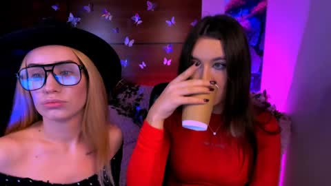 Im Rozmary nice to meet you 3 online show from 12/30/24, 11:04