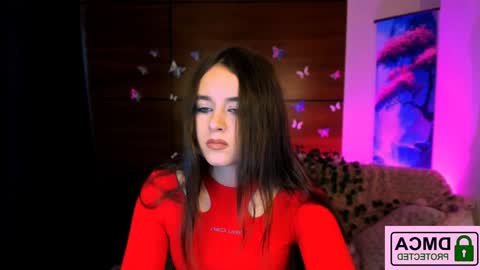 Snapshot of rozmary_ket chatting on 01/10/25, 10:39 Im Rozmary nice to meet you 3 online show from 01/10/25, 10:39