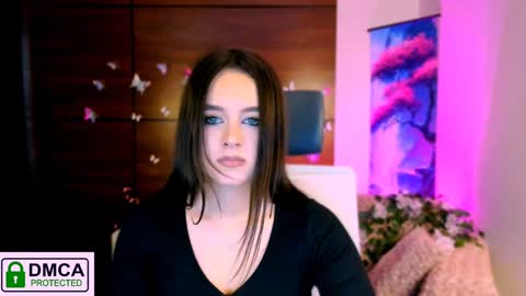 Snapshot of rozmary_ket chatting on 01/17/25, 01:46 Im Rozmary nice to meet you 3 online show from 01/17/25, 01:46