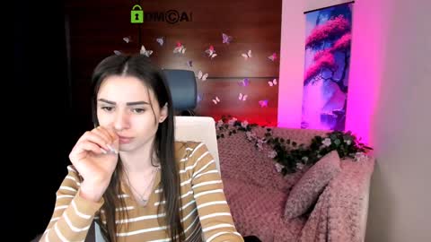 Snapshot of rozmary_ket chatting on 01/21/25, 10:41 Im Rozmary nice to meet you 3 online show from 01/21/25, 10:41