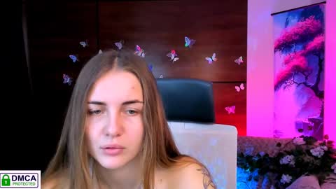 Snapshot of rozmary_ket chatting on 01/29/25, 10:48 Im Rozmary nice to meet you 3 online show from 01/29/25, 10:48