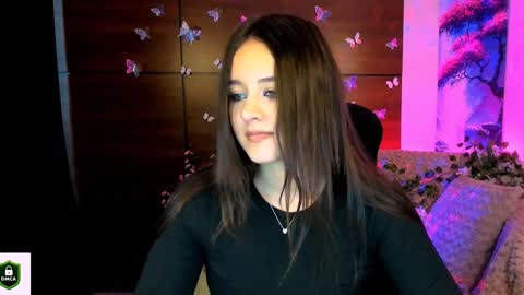 Snapshot of rozmary_ket chatting on 02/03/25, 12:03 Im Rozmary nice to meet you 3 online show from 02/03/25, 12:03