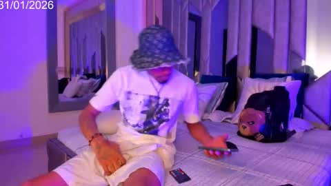 POOL online show from 02/01/26, 02:15