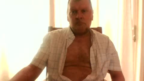 Snapshot of rsl1963 chatting on 06/30/26, 05:58 rsl1963 online show from 06/30/26, 05:58