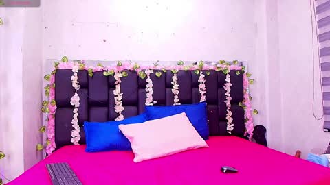 Rubi online show from 10/04/25, 07:12